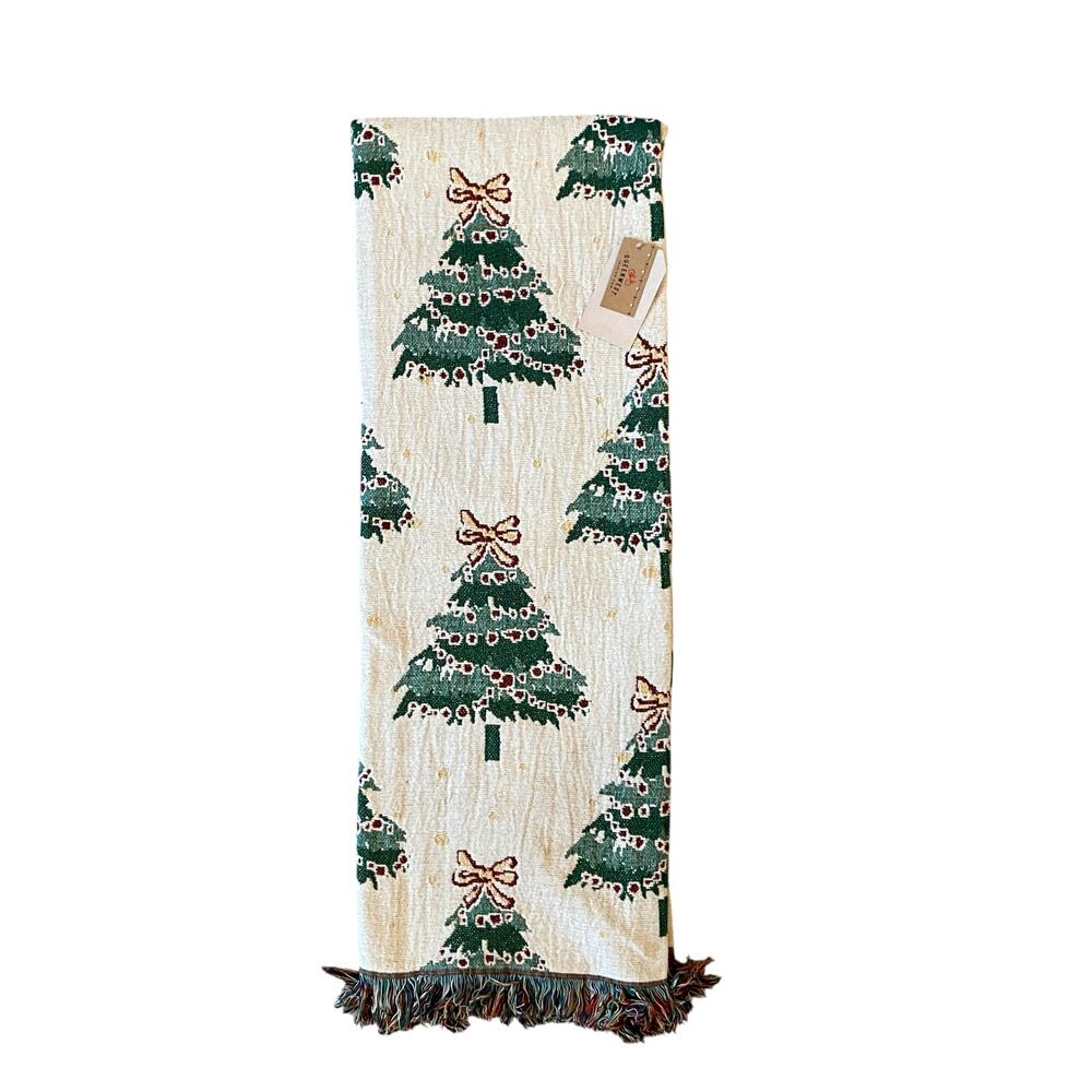 Queenwest Jacquard Throw 50x70 Christmas Tree Holiday Blanket with Fringe New